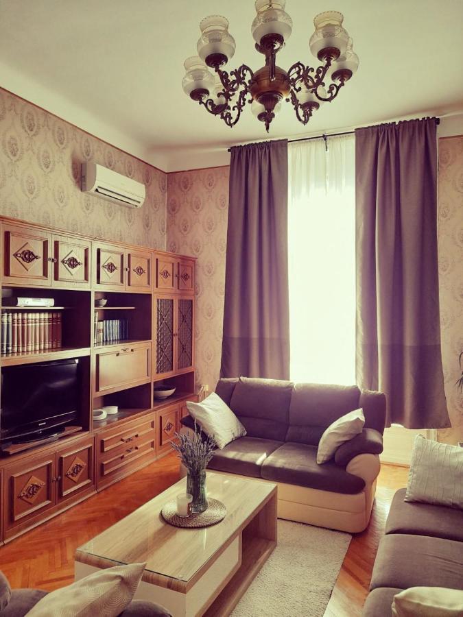 App Obrovac In The Centre - With Amazing Sea View! Apartment Pula Exterior photo